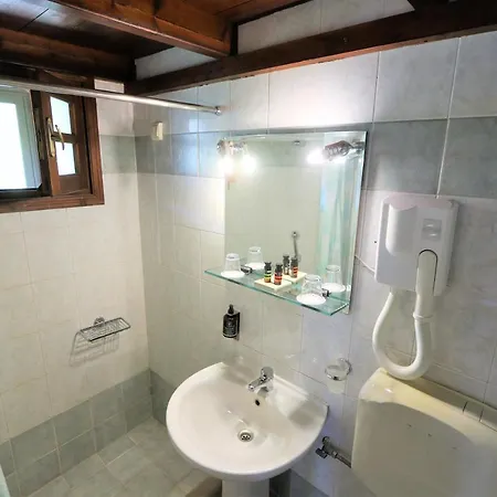 Vateri Guest house *