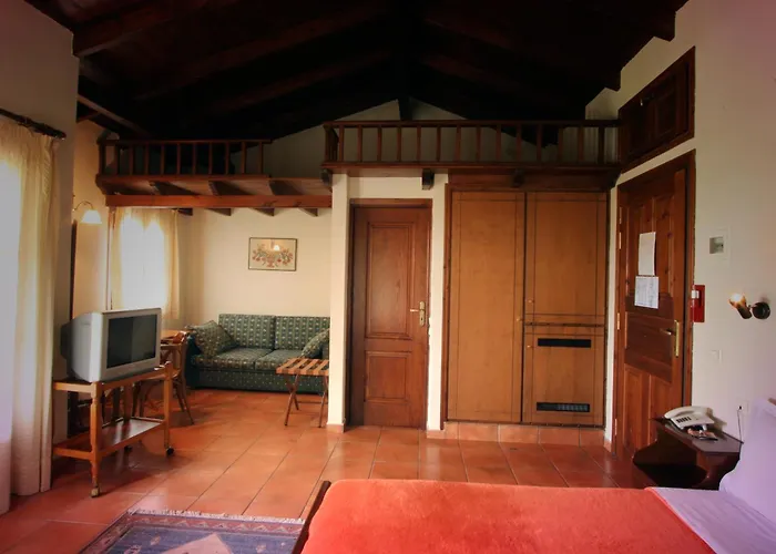 Vateri 4* Limni (Evia)